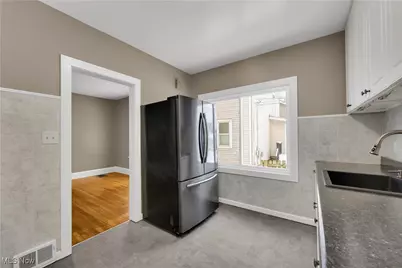 10403 Russell Avenue #1, Garfield Heights, OH 44125 - Photo 11