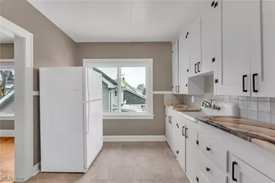 10403 Russell Avenue #2, Garfield Heights, OH 44125 - Photo 9