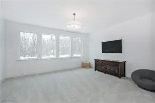 300 Woodridge Ln, Chagrin Falls, OH 44022 - Photo 23