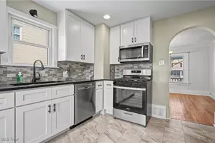 1764 10th St, Cuyahoga Falls, OH 44221 - Photo 17