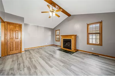 352 E 328th Street, Willowick, OH 44095 - Photo 23