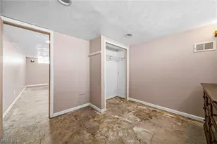 352 E 328th St, Willowick, OH 44095 - Photo 31