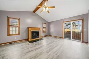 352 E 328th St, Willowick, OH 44095 - Photo 21