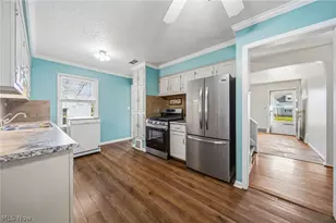 352 E 328th St, Willowick, OH 44095 - Photo 19