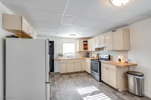 5213 Ridge Ave SE, Canton, OH 44707 - Photo 9