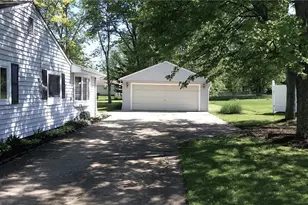 3812 Laurel Rd, Brunswick, OH 44212 - Photo 3