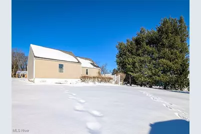 2036 E Main Street, Louisville, OH 44641 - Photo 29