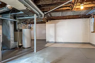 2036 E Main St, Louisville, OH 44641 - Photo 23