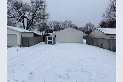 990 Kelly Avenue, Akron, OH 44306 - Photo 13