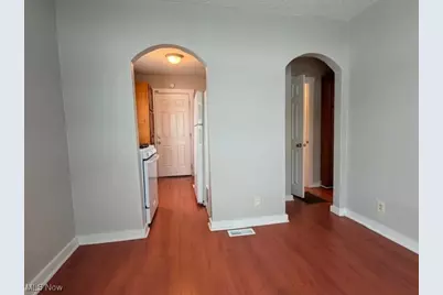 990 Kelly Avenue, Akron, OH 44306 - Photo 3