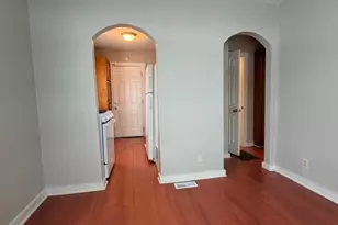 990 Kelly Ave, Akron, OH 44306 - Photo 3