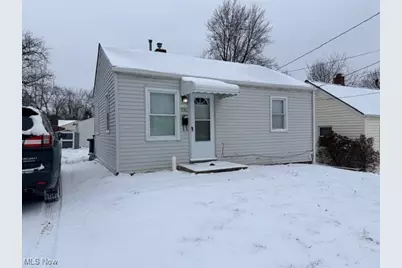 990 Kelly Avenue, Akron, OH 44306 - Photo 1