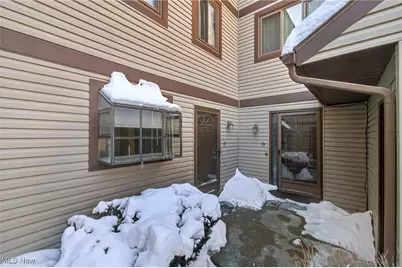 7821 Hills and Dales Road NW #C, Massillon, OH 44646 - Photo 3