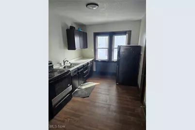 14512 Granger Road, Maple Heights, OH 44137 - Photo 9