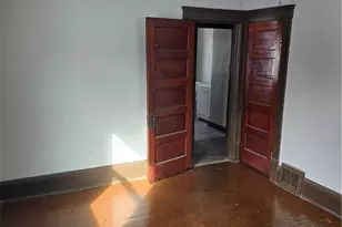 14512 Granger Rd, Maple Heights, OH 44137 - Photo 13