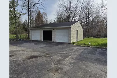 14512 Granger Road, Maple Heights, OH 44137 - Photo 3