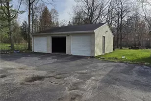 14512 Granger Rd, Maple Heights, OH 44137 - Photo 3