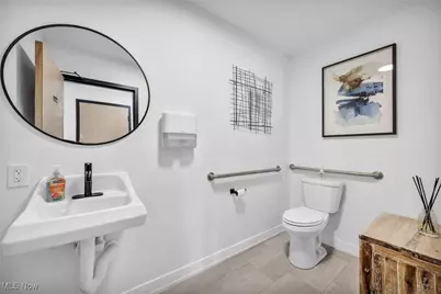 1929 E Royalton Road, Grandview Heights, OH 44147 - Photo 45