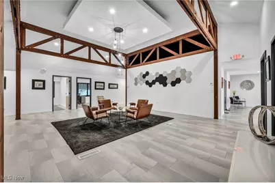 1929 E Royalton Road, Grandview Heights, OH 44147 - Photo 9