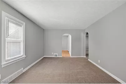 1207 Linwood Avenue SW, Canton, OH 44710 - Photo 5