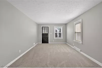 1207 Linwood Avenue SW, Canton, OH 44710 - Photo 7