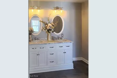 4302 John Avenue #Up, Loveland, OH 44113 - Photo 7