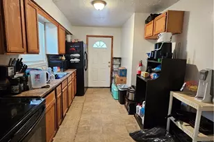 1331 E 88th St, Loveland, OH 44106 - Photo 5