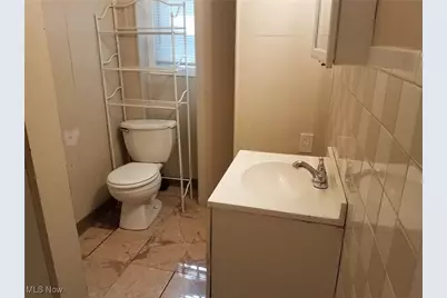 3052 W 47th Street, Loveland, OH 44102 - Photo 7