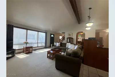 10548 Briar Hill Drive, Kirtland, OH 44094 - Photo 13