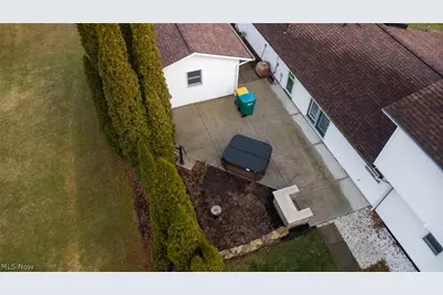 10548 Briar Hill Drive, Kirtland, OH 44094 - Photo 49