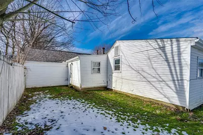 1212 Benton Street, Barberton, OH 44203 - Photo 29