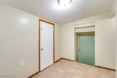 1212 Benton Street, Barberton, OH 44203 - Photo 27