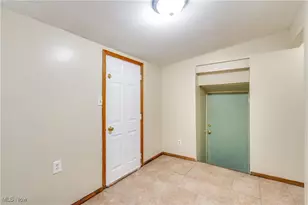 1212 Benton St, Barberton, OH 44203 - Photo 27