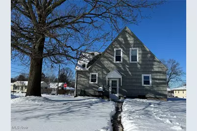 341 6th Street NE, Barberton, OH 44203 - Photo 5