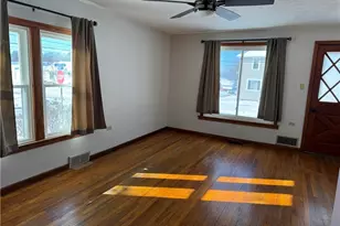 341 6th St NE, Barberton, OH 44203 - Photo 13