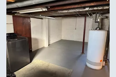 341 6th Street NE, Barberton, OH 44203 - Photo 33