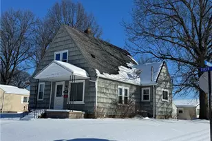 341 6th St NE, Barberton, OH 44203 - Photo 1