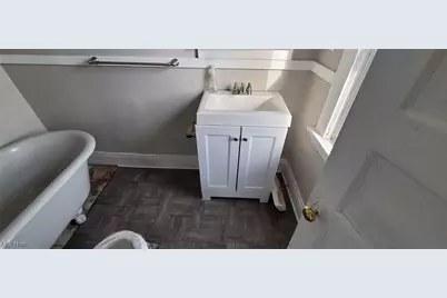 11704 Matherson Avenue, Loveland, OH 44135 - Photo 15