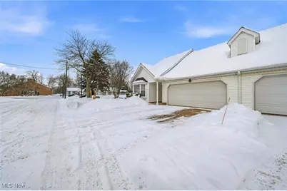 1001 The Capes Boulevard, Painesville, OH 44077 - Photo 3