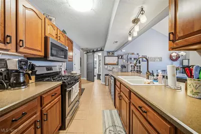 1001 The Capes Boulevard, Painesville, OH 44077 - Photo 17