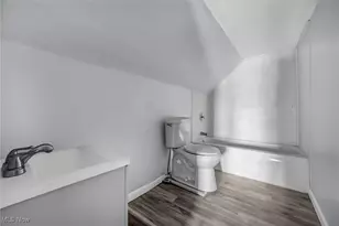 1854 Grantham Rd, Loveland, OH 44112 - Photo 39