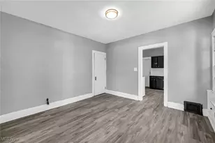 1854 Grantham Rd, Loveland, OH 44112 - Photo 13