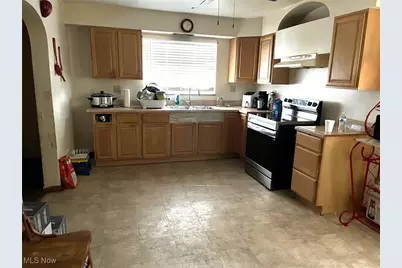 1803 Plum Street, Steubenville, OH 43952 - Photo 5