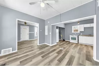 7610 Jeffries Avenue, Loveland, OH 44105 - Photo 9