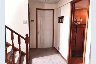 512 Pine Valley Drive, Steubenville, OH 43952 - Photo 27