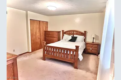 512 Pine Valley Drive, Steubenville, OH 43952 - Photo 21