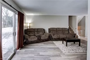 9559 Driftwood Dr, Olmsted Falls, OH 44138 - Photo 13