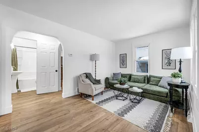 896 Indian Trail, Akron, OH 44314 - Photo 7