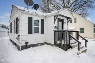 896 Indian Trail, Akron, OH 44314 - Photo 3