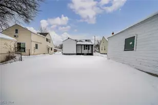 896 Indian Trail, Akron, OH 44314 - Photo 37